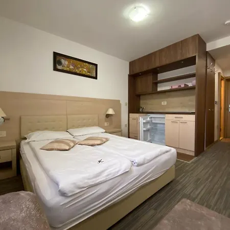 דירה Vrh Konaci קופאוניק